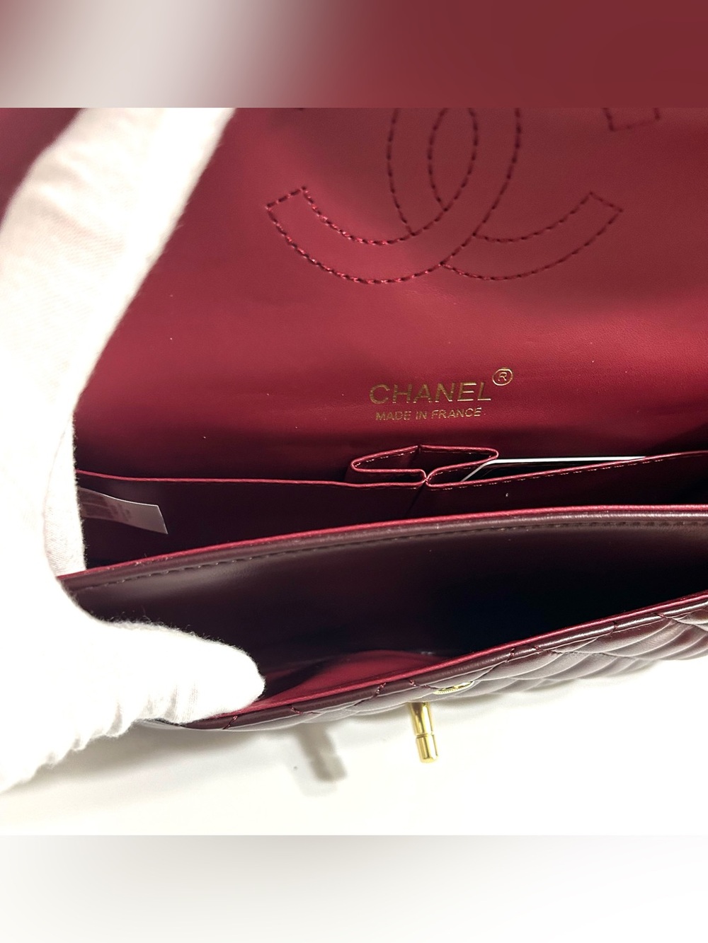 Quilted Medium Size Shoulder Bag - Picture 9 of 16